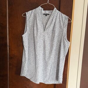 Adrianna Papell Sleeveless Blouse in Blue and White